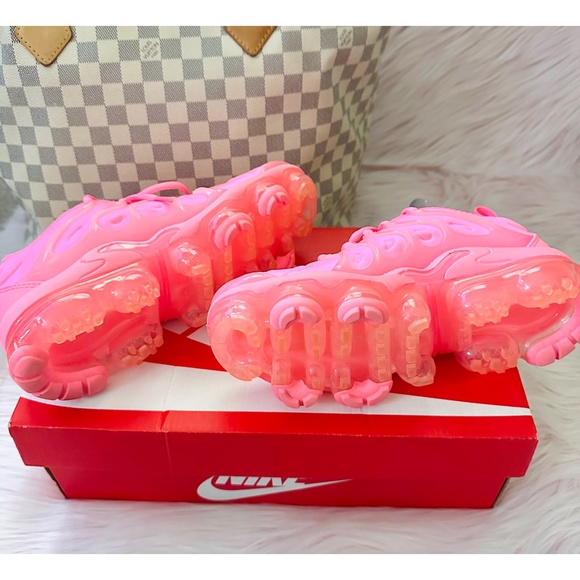 💖Nike VaporMax Plus💖 - Picture 5 of 7